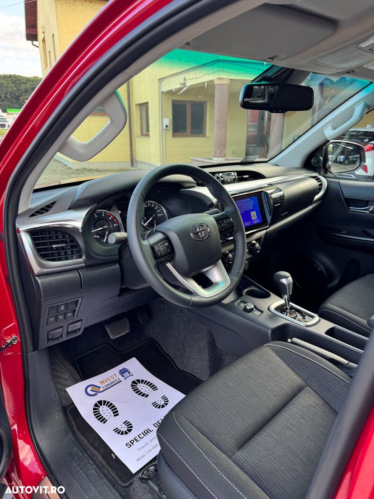 Toyota Hilux 2.8D 204CP 4x4 Double Cab AT MHEV Executive - 29