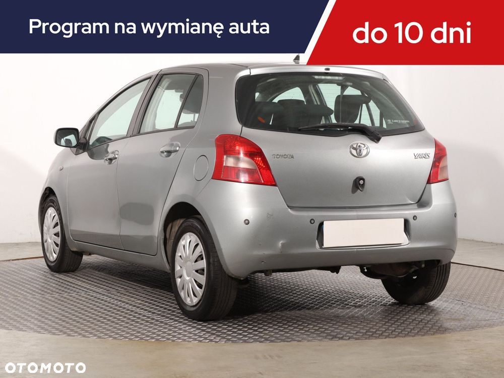Toyota Yaris - 6