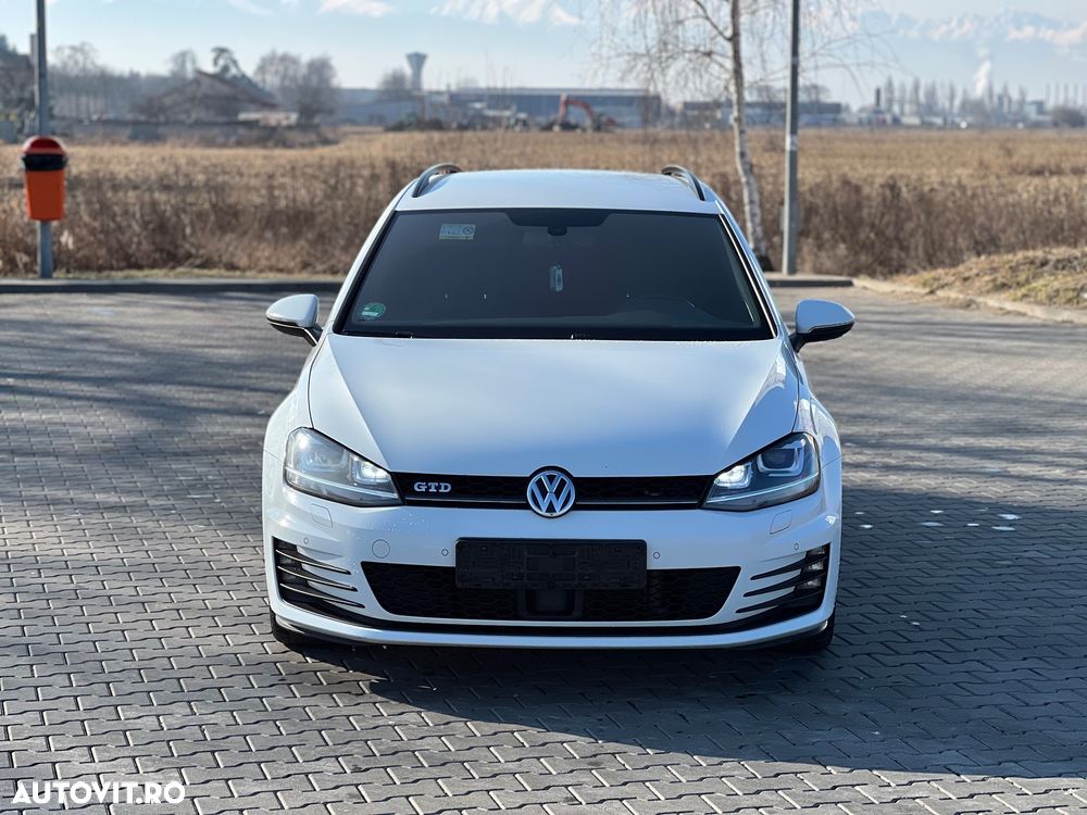 Volkswagen Golf GTD 2.0 TDI SCR DSG - 9