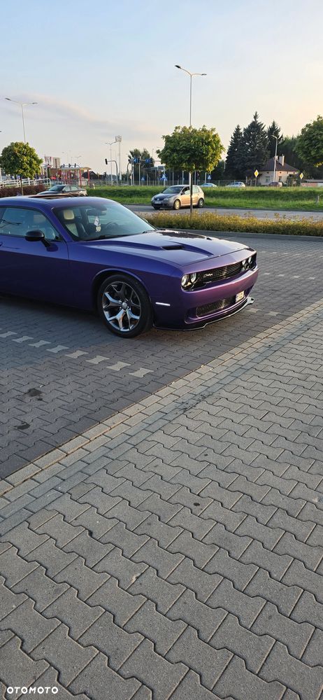 Dodge Challenger 3.6 SXT Plus - 9