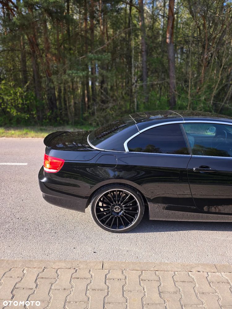 BMW Seria 3 330i M Sport Edition - 16