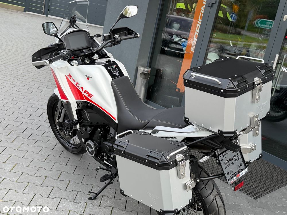Moto Morini X-Cape 700 - 30
