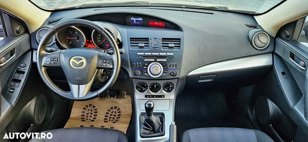 Mazda 3 - 6