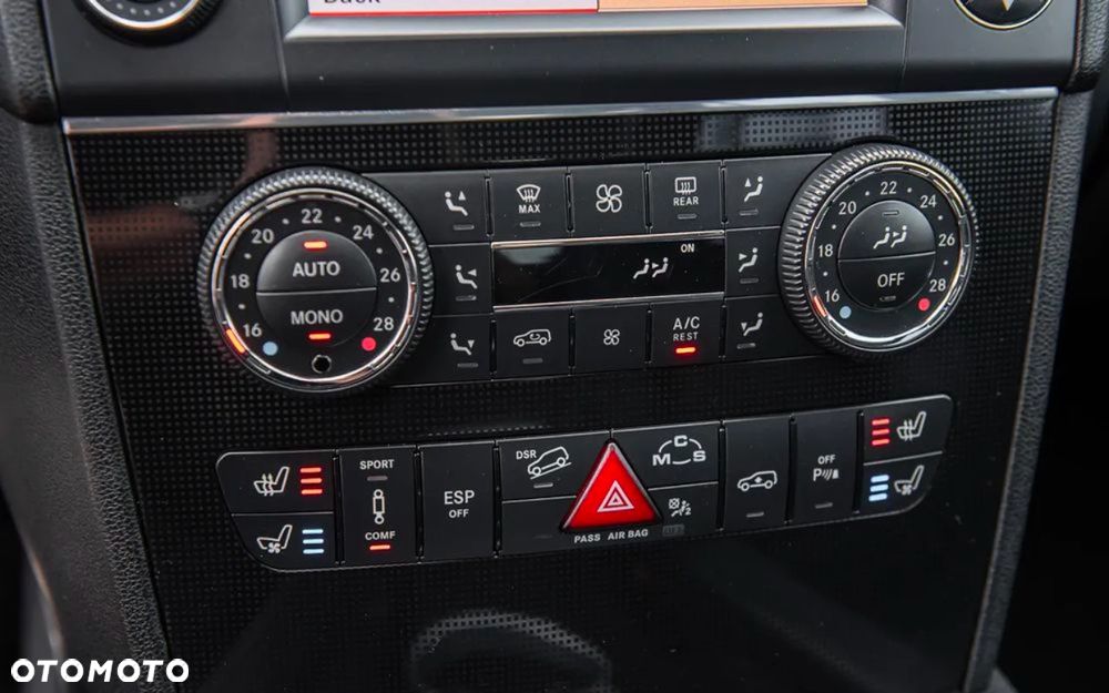 Mercedes-Benz ML 63 AMG 4Matic 7G-TRONIC 10th Anniversary - 30