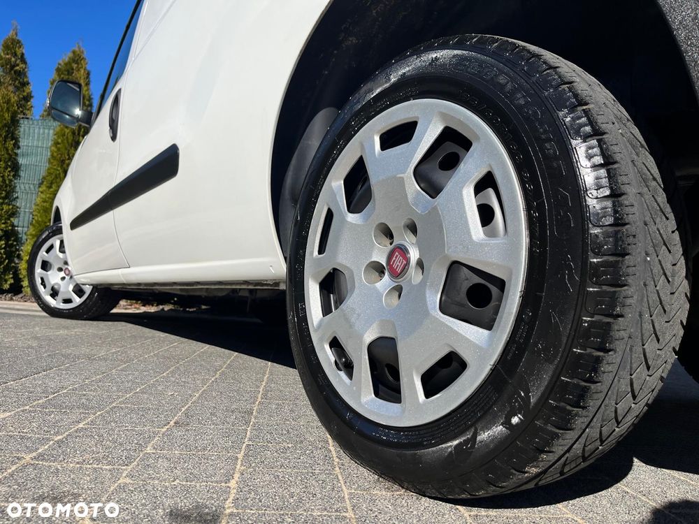 Fiat DOBLO MAXI - 17