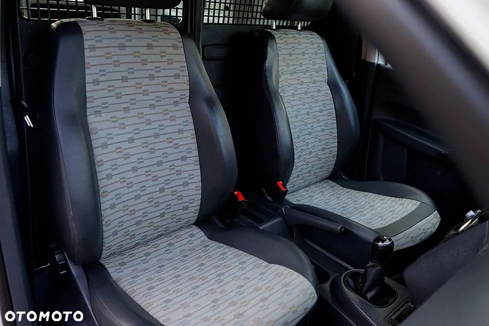Volkswagen Caddy - 18
