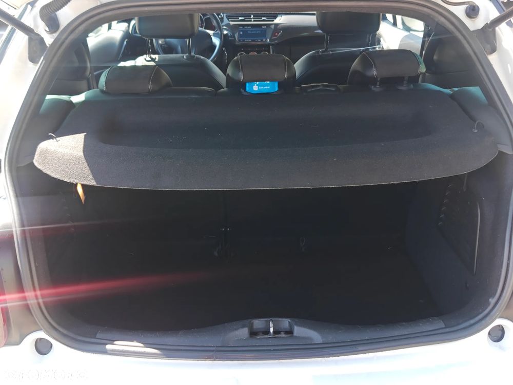 Citroën DS3 THP 155 Red Edition - 19