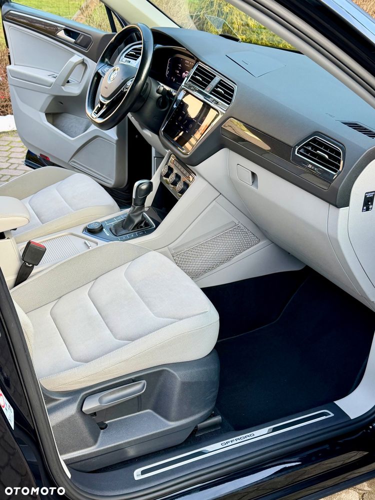 Volkswagen Tiguan 2.0 TSI 4Mot Comfortline DSG - 23