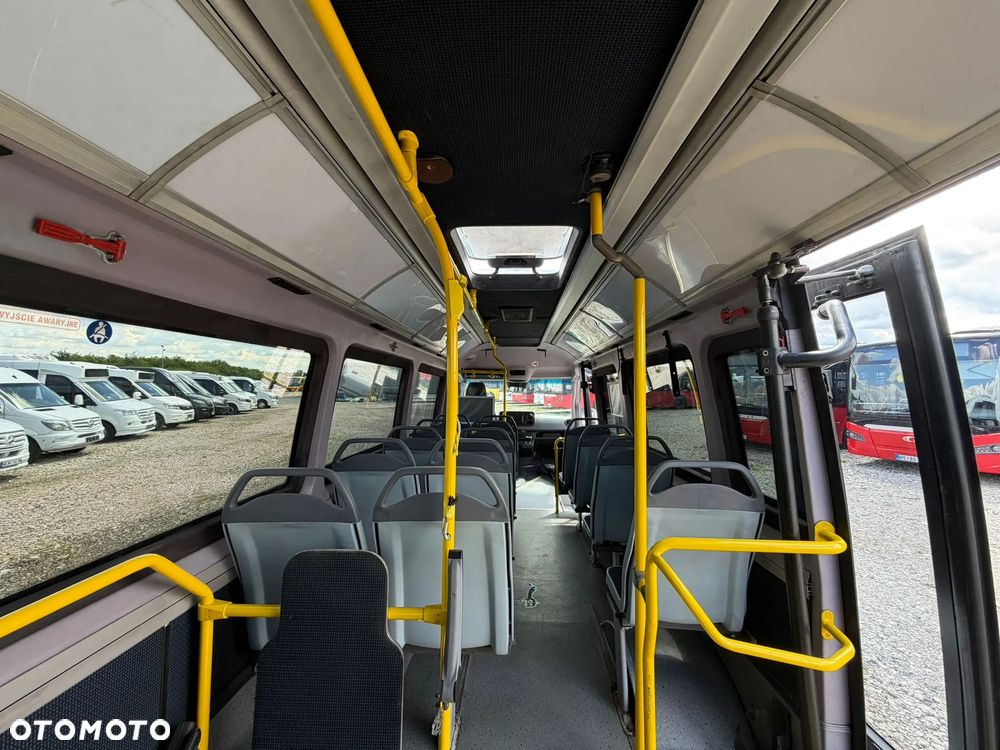 Mercedes-Benz Sprinter 519 - 24