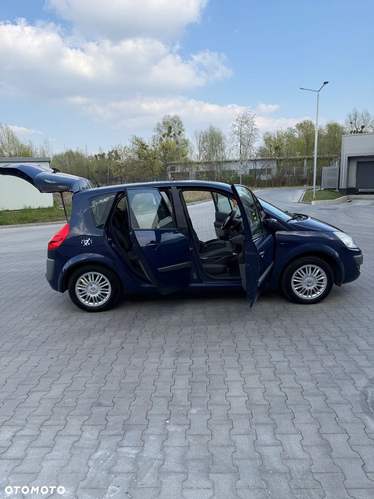 Renault Scenic 1.6 16V Authentique - 12