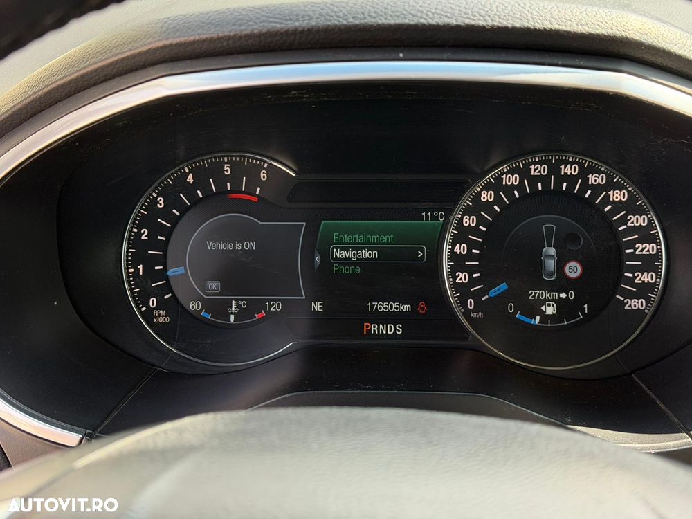 Ford Edge 2.0 TDCi Powershift Titanium - 13