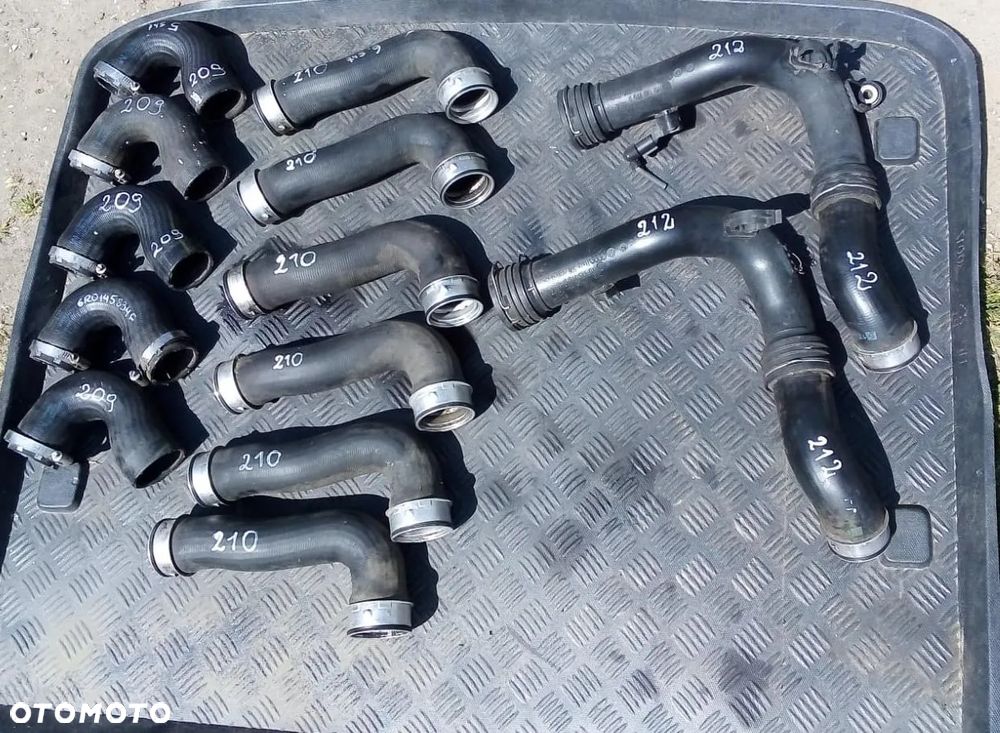 Wąż rura przewód powietrza intercoolera VW Seat Audi Skoda 6R0145834F - 2