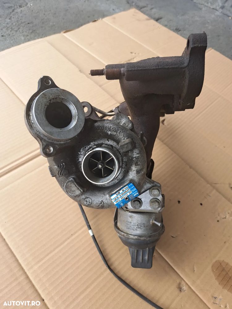 Turbina turbo turbosuflanta cu galerie evacuare Originala VW Passat B6, Golf 6, Scirocco, Tiguan 5n, EOS, Golf 5, 6, Jetta 3, Yeti 5L - 4