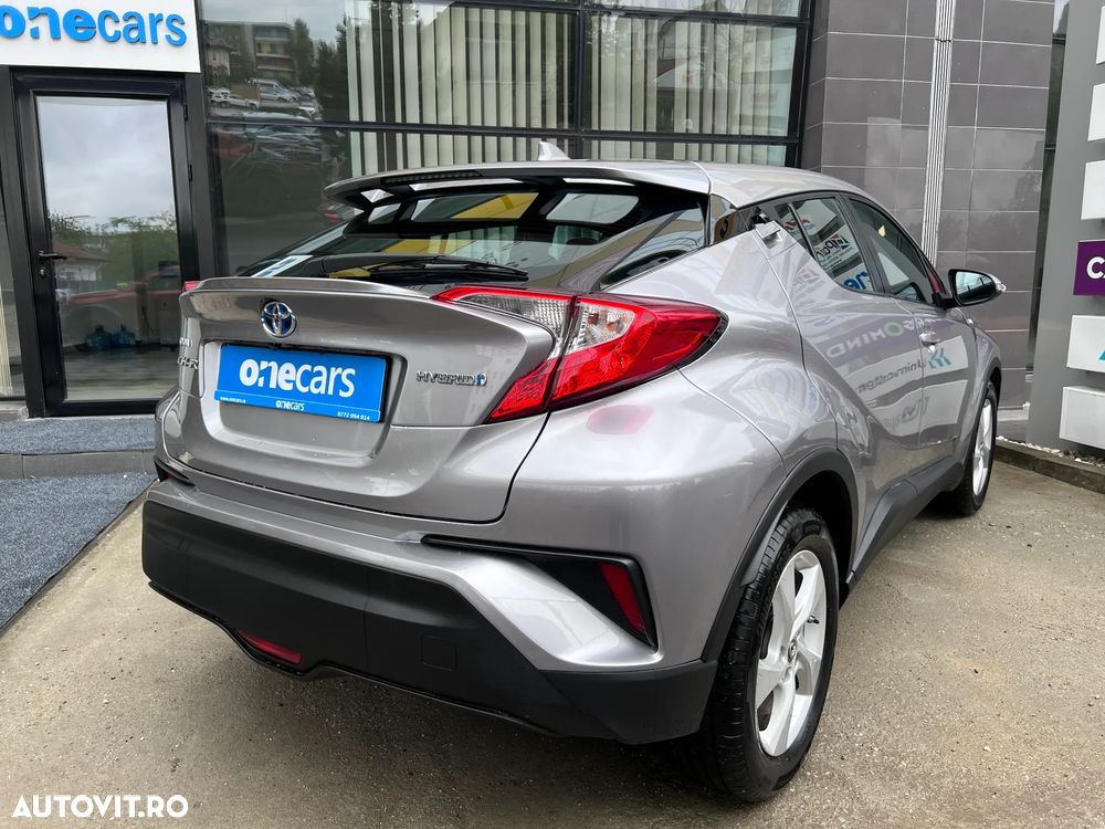 Toyota C-HR - 4