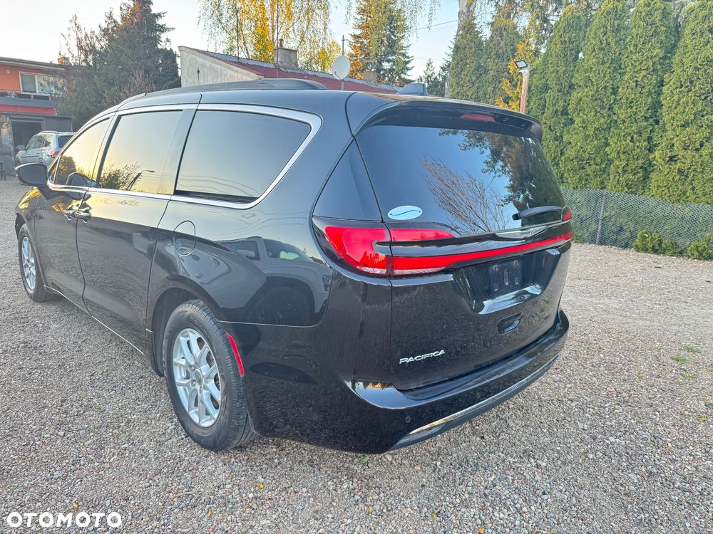 Chrysler Pacifica - 18