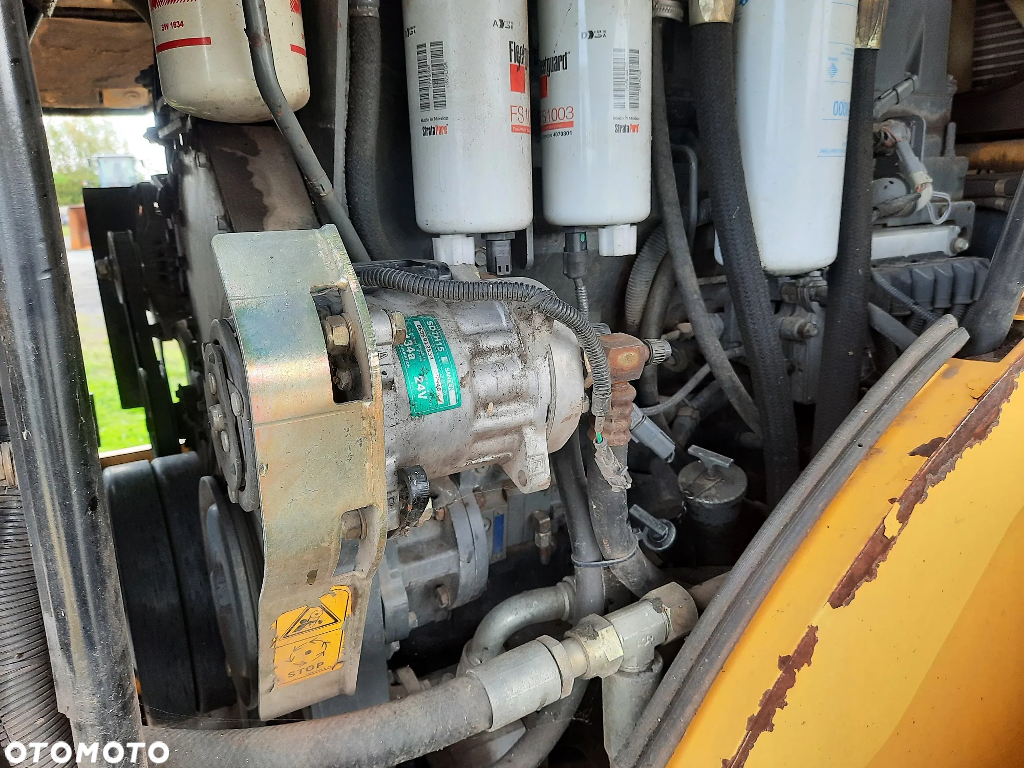 New Holland W270, wysoki wysyp, - 3