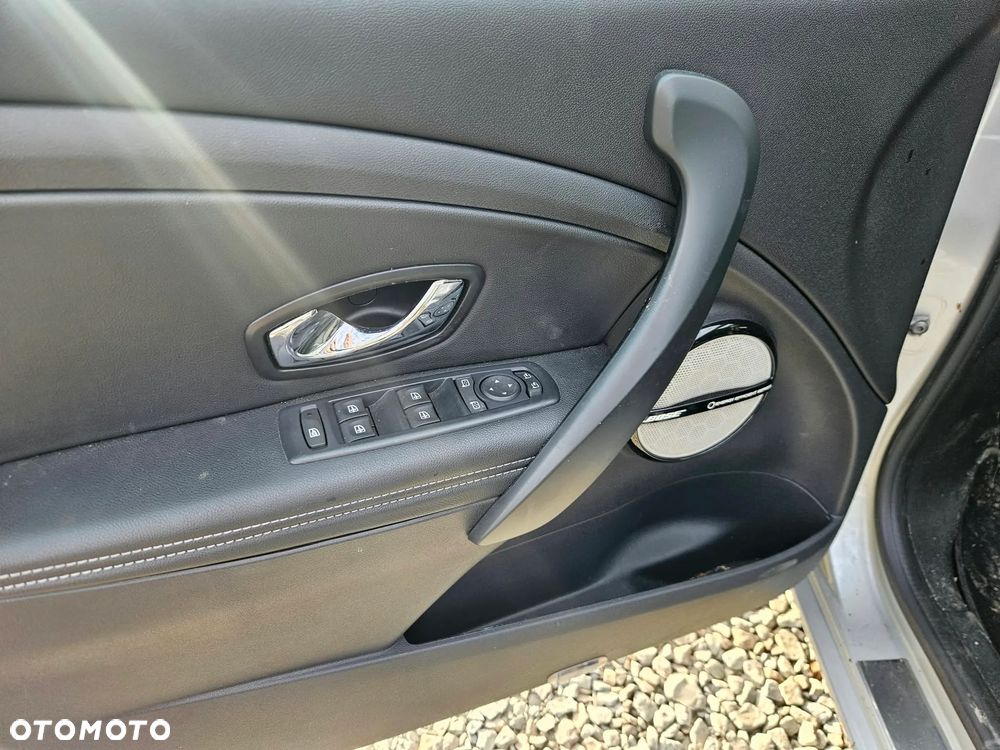 Renault Megane ENERGY TCe 130 EDC BOSE EDITION - 18