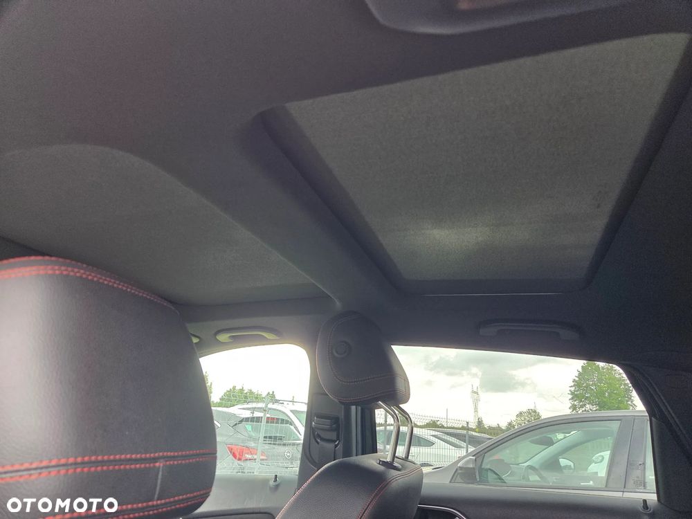 Mercedes-Benz Klasa B 180 d BlueEFFICIENCY Edition Style - 26