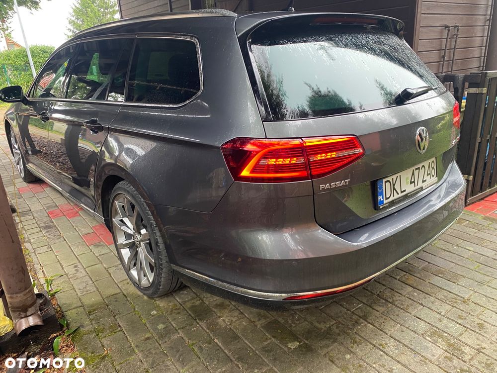 Volkswagen Passat Variant 2.0 TDI BMT 4Mot Highline - 23