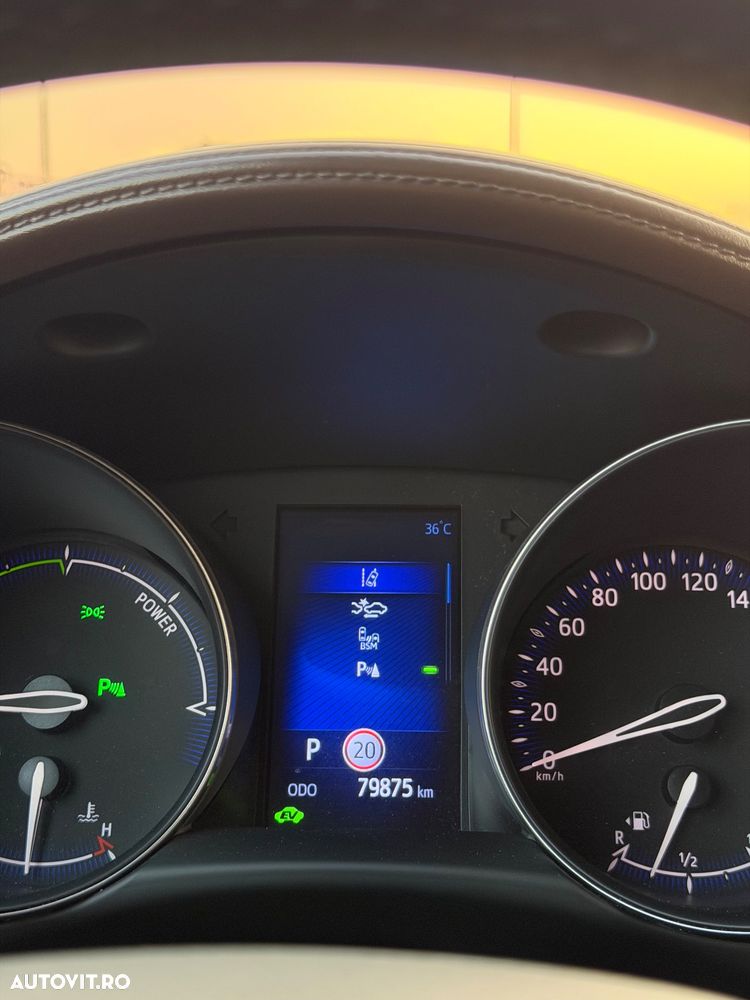 Toyota C-HR Lounge - 16