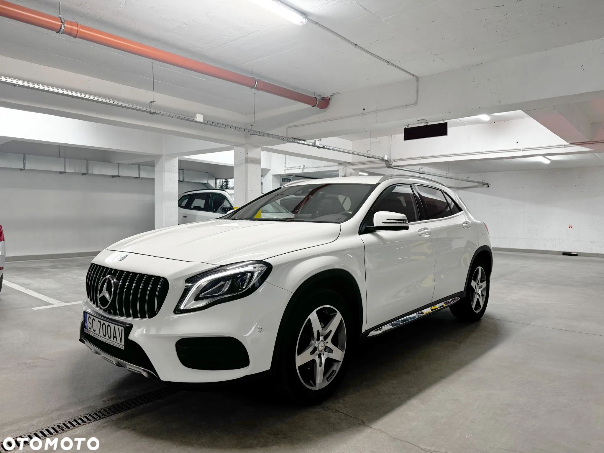 Mercedes-Benz GLA 200 7G-DCT AMG Line - 1