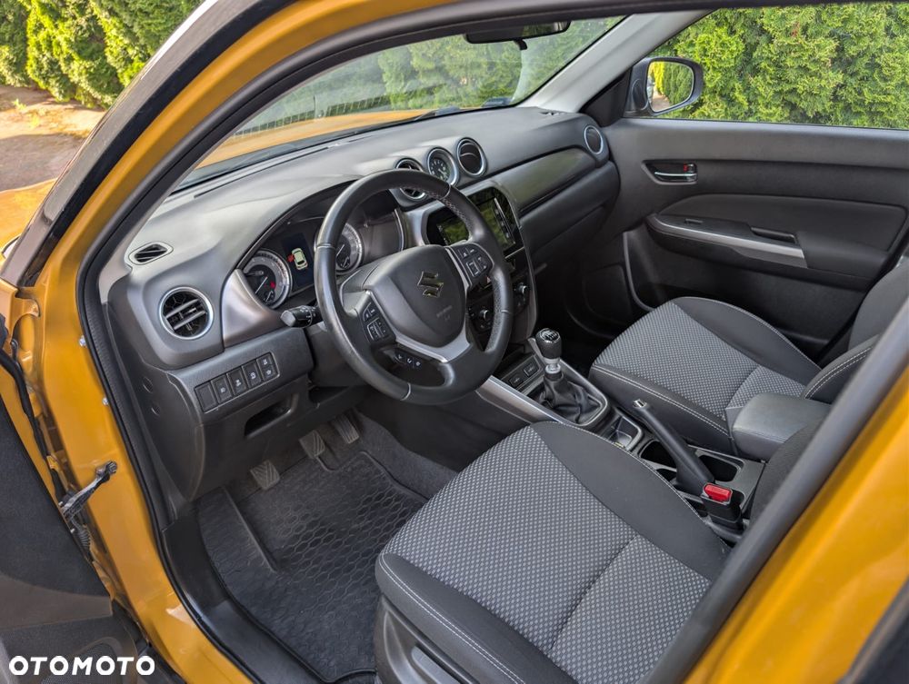 Suzuki Vitara 1.4 Boosterjet SHVS Premium 2WD - 16