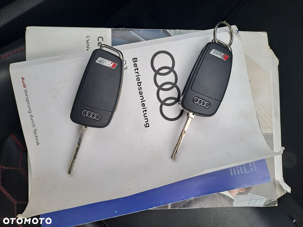 Audi RS Q3 2.5 TFSI quattro S tronic - 13