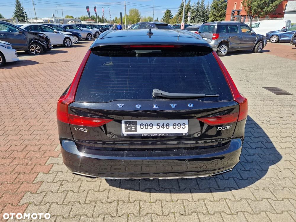 Volvo V90 D5 SCR AWD Inscription - 8