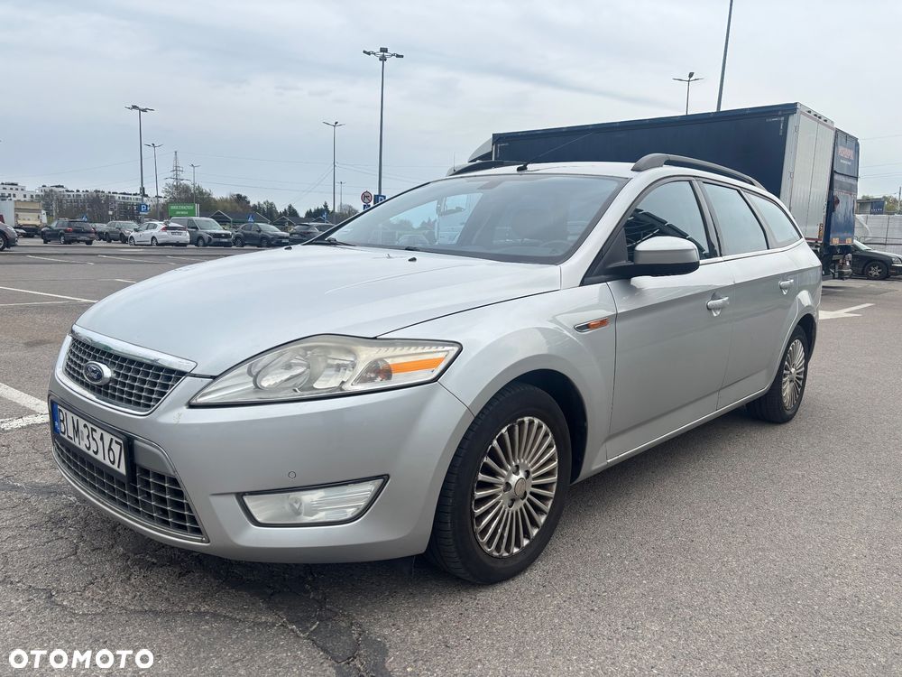 Ford Mondeo 2.5 Titanium - 1