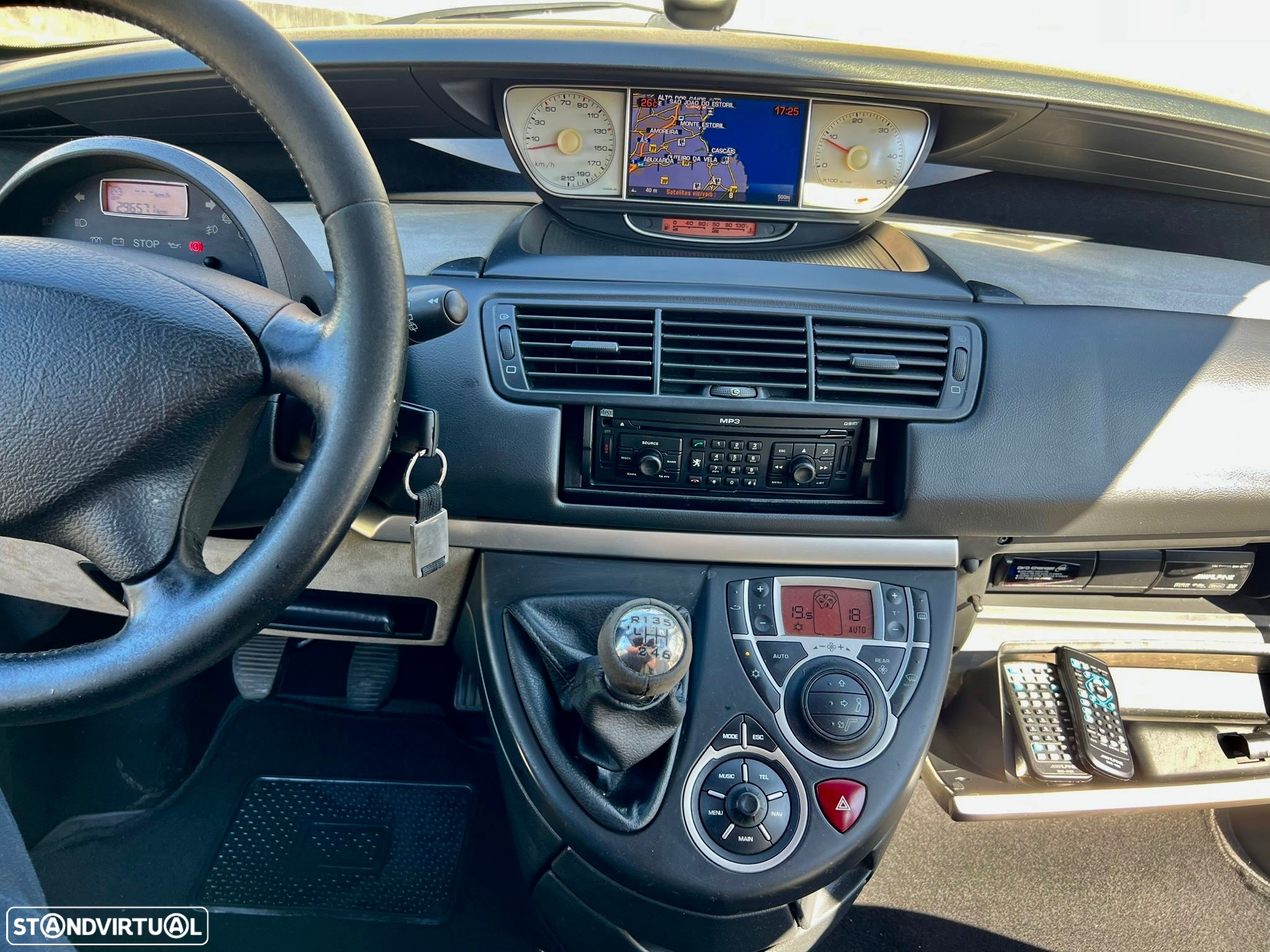 Peugeot 807 2.0 HDi Navteq - 12