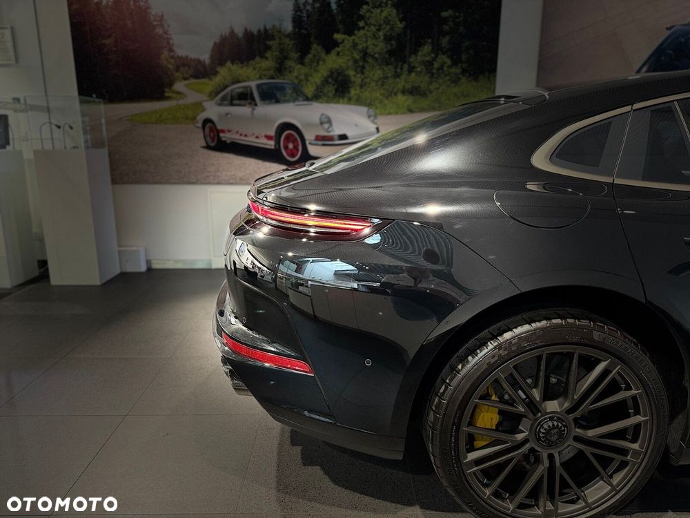Porsche Panamera - 15
