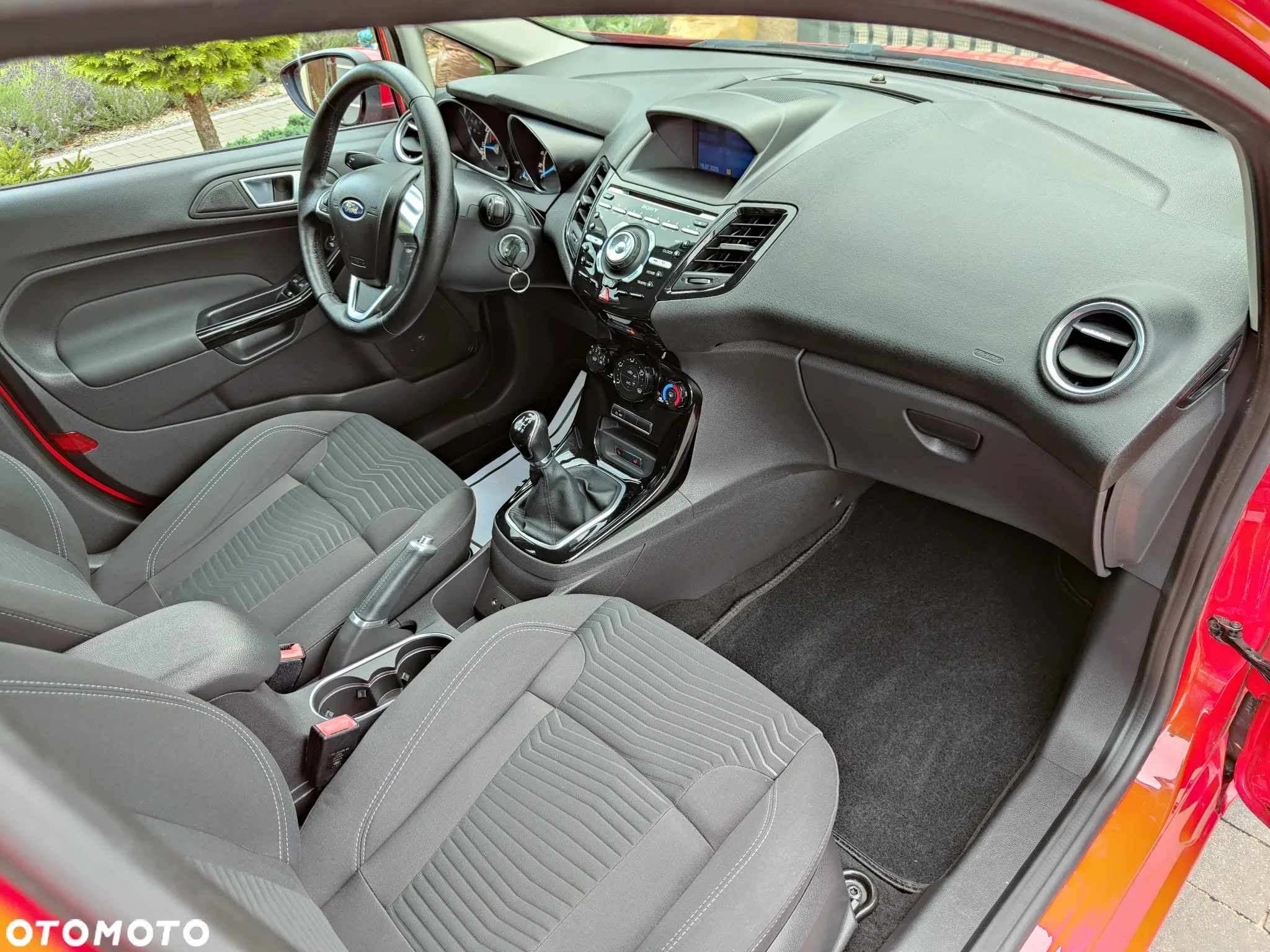 Ford Fiesta 1.0 EcoBoost Titanium - 6