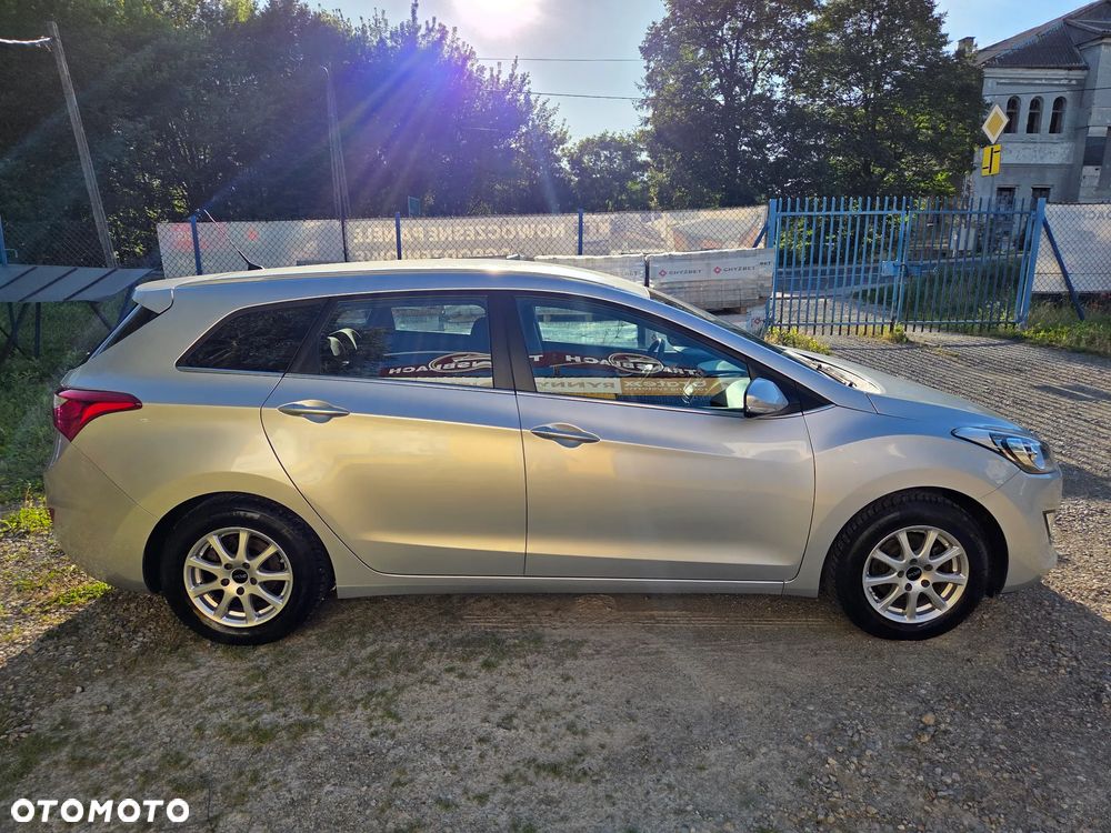 Hyundai i30 1.6 Premium - 6