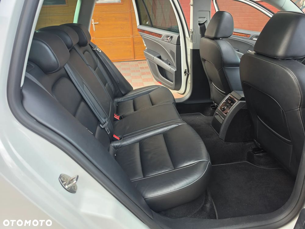 Skoda Superb 2.0 TDI Exclusive - 20