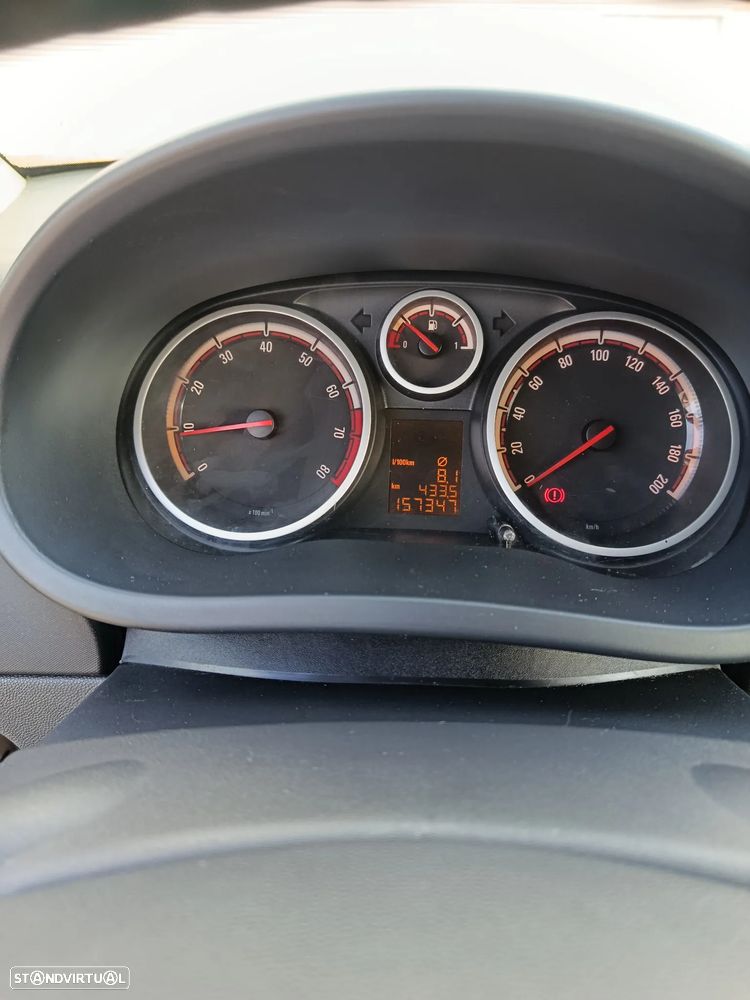 Opel Corsa 1.2 Color Race - 7