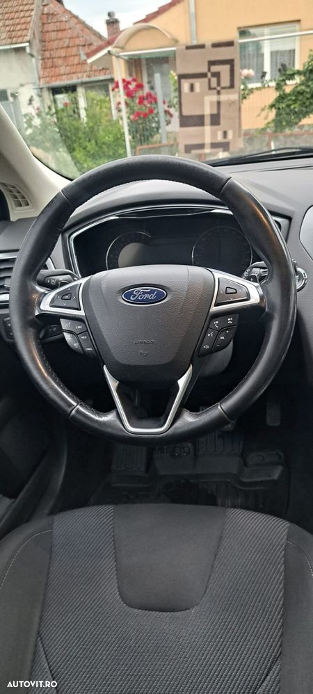 Ford Mondeo - 13