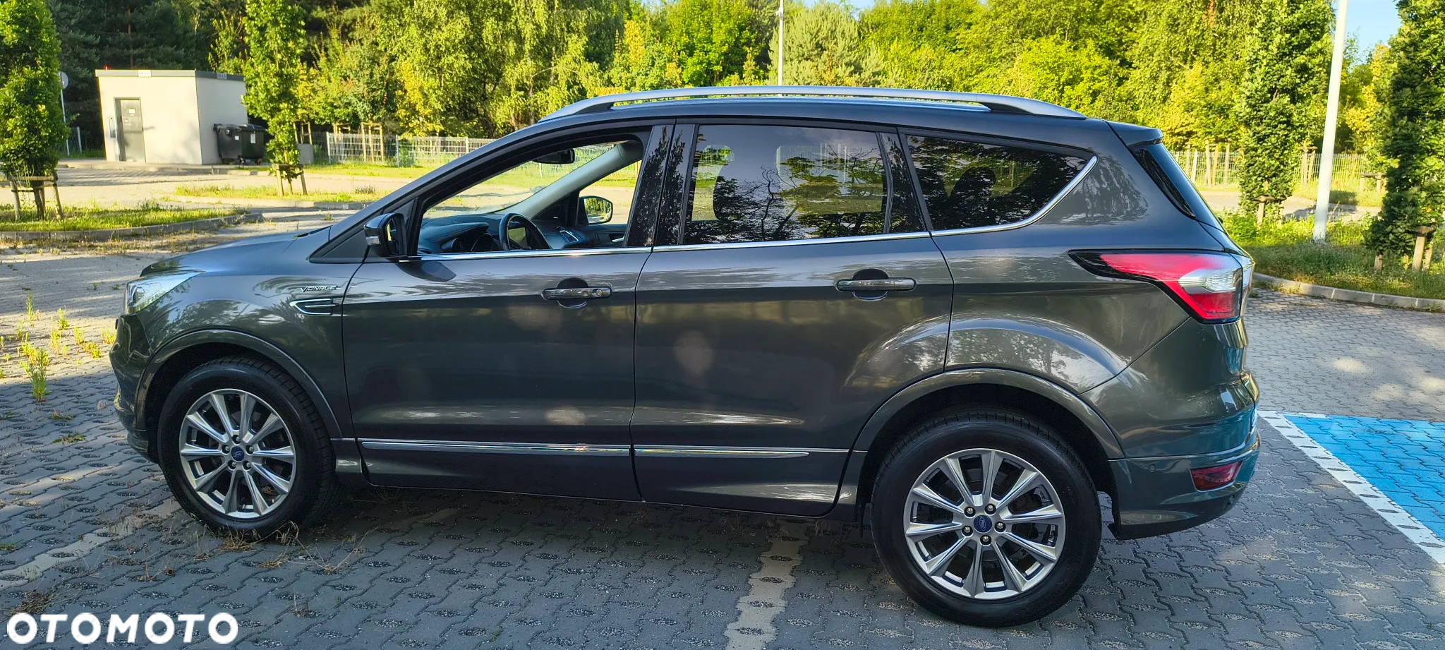 Ford Kuga 1.5 EcoBoost 2x4 Vignale - 7