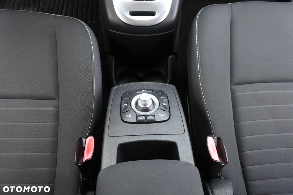 Renault Scenic ENERGY TCe 130 S&S LIMITED - 18