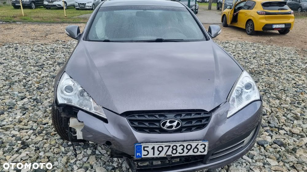 Hyundai Genesis - 7