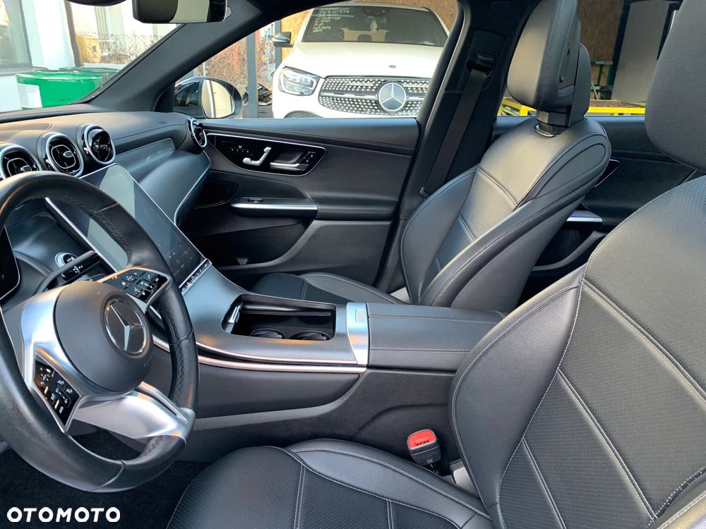 Mercedes-Benz GLC 300 4Matic 9G-TRONIC Edition Avantgarde - 13