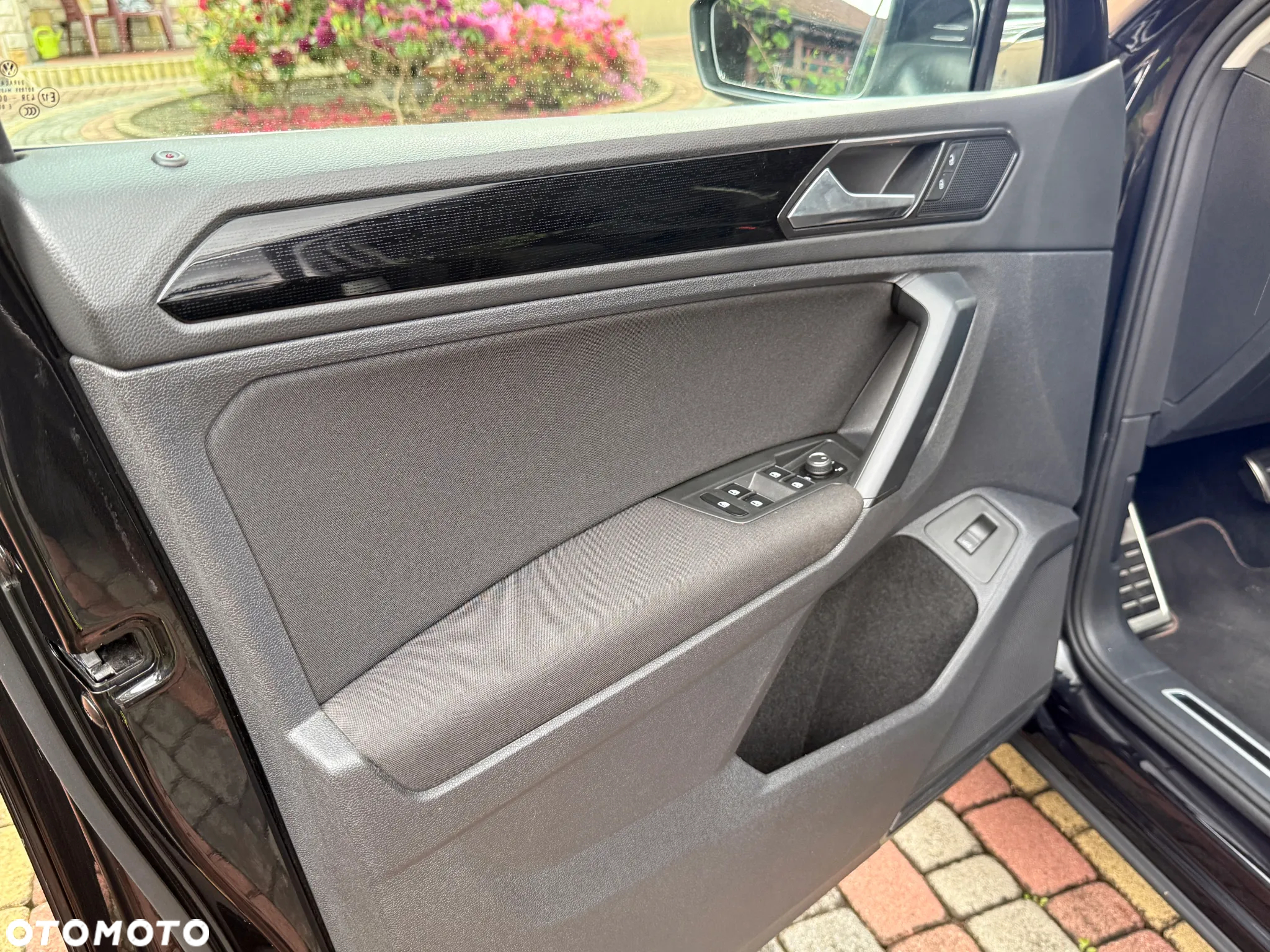 Volkswagen Tiguan 2.0 TDI BMT SCR 4Mot Comfortline DSG - 29