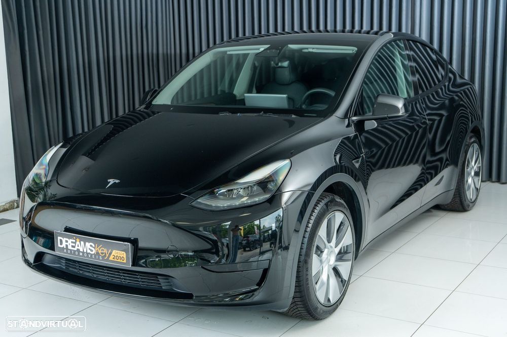 Tesla Model Y Standard - 11