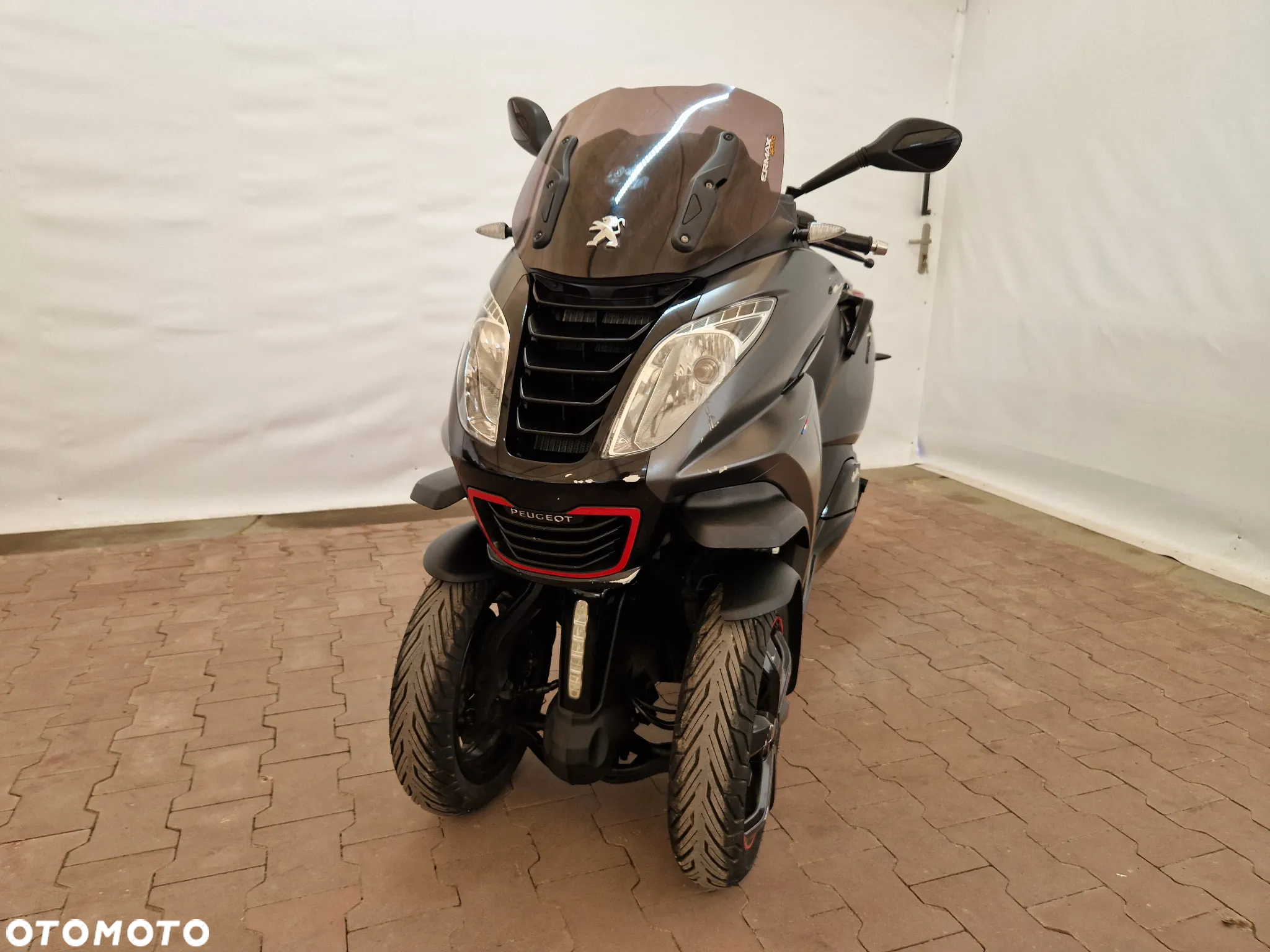 Peugeot Metropolis - 9