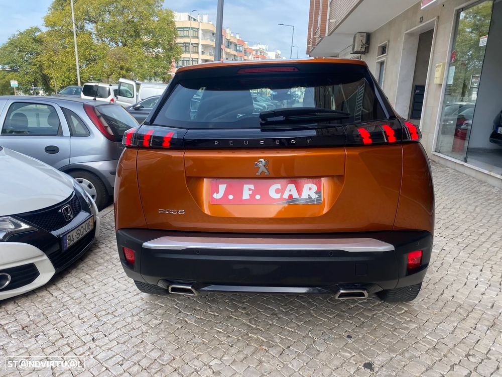 Peugeot 2008 PureTech 130 EAT8 Active Pack - 26