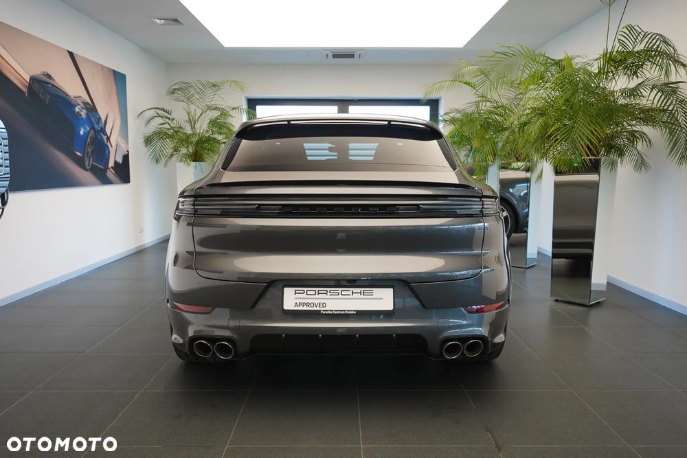 Porsche Cayenne - 5