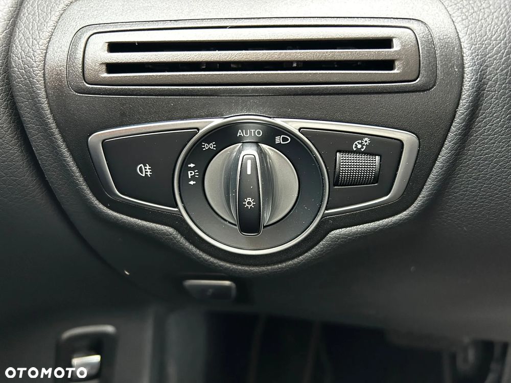 Mercedes-Benz GLC 200 d 4-Matic Business Edition - 28
