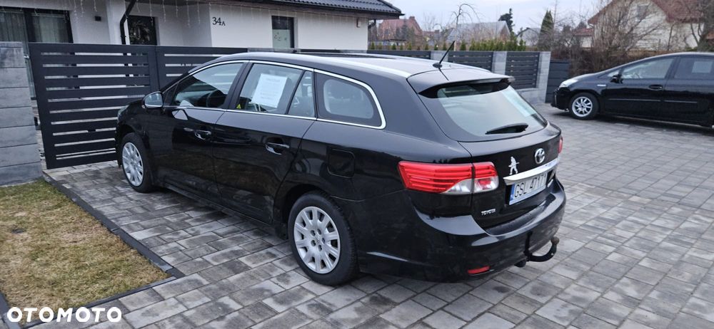 Toyota Avensis 2.0 D-4D Active - 2