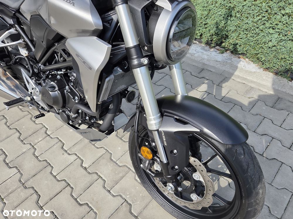 Honda CB - 13