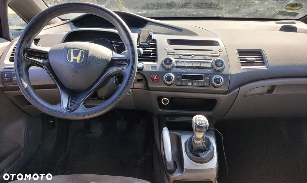 HONDA CIVIC VIII SEDAN 1.8 B92P MASKA DRZWI PRZÓD TYŁ LEWY PRAWY KLAPA BAGAŻNIKA ZDERZAK BELKA PRZÓD TYŁ BŁOTNIK SZYBA LUSTERKO LAMPA SILNIK SKRZYNIA CAŁY NA CZĘŚCI - 6