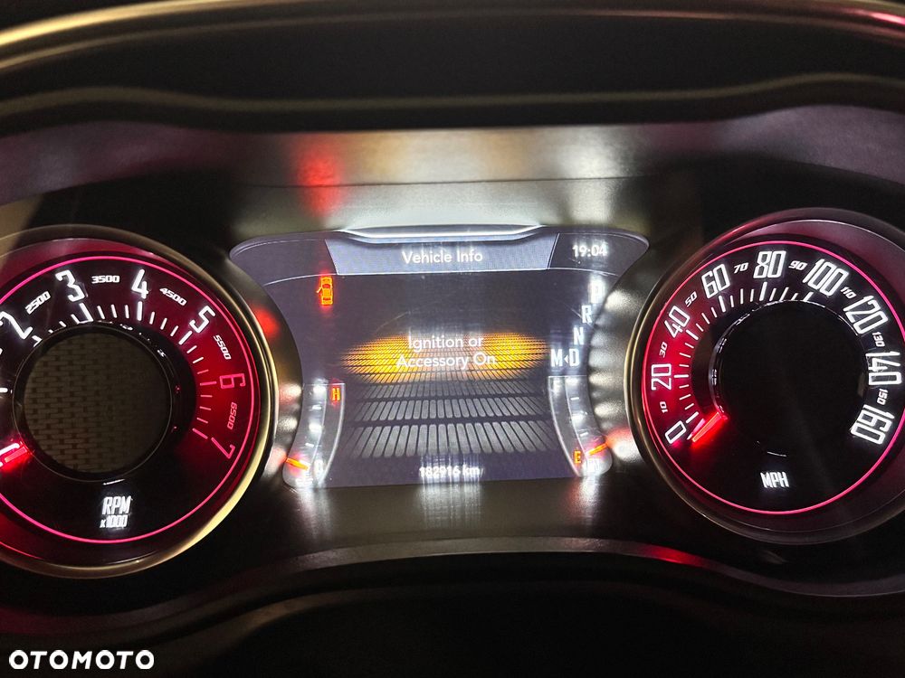 Dodge Challenger Automatik R/T Plus - 9